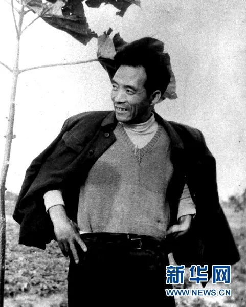 这是焦裕禄的资料照片。新华社发